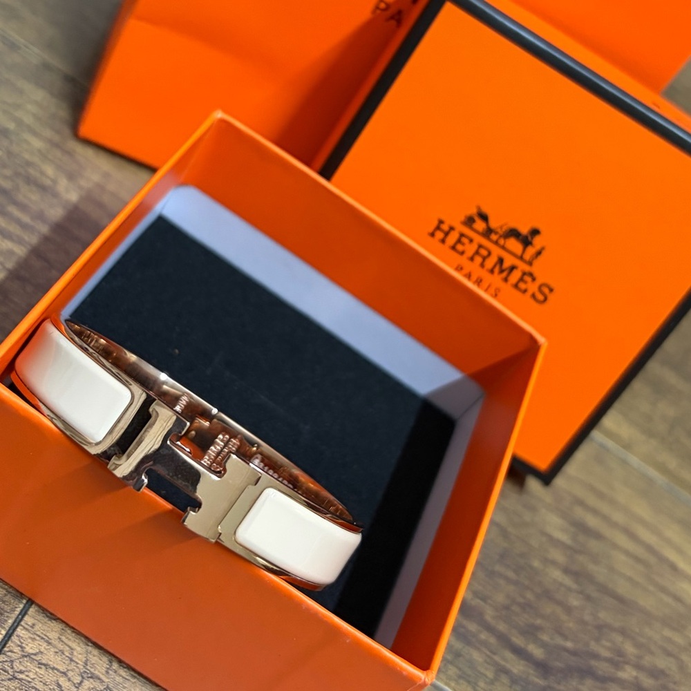 Hermes - Picture 8 of 10